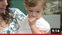 3. rész: Táplálás. NEM A CUMISÜVEGGEL VAN GOND, hanem a benne lévő folyadékkal! Káros az UJJSZOPÁS?